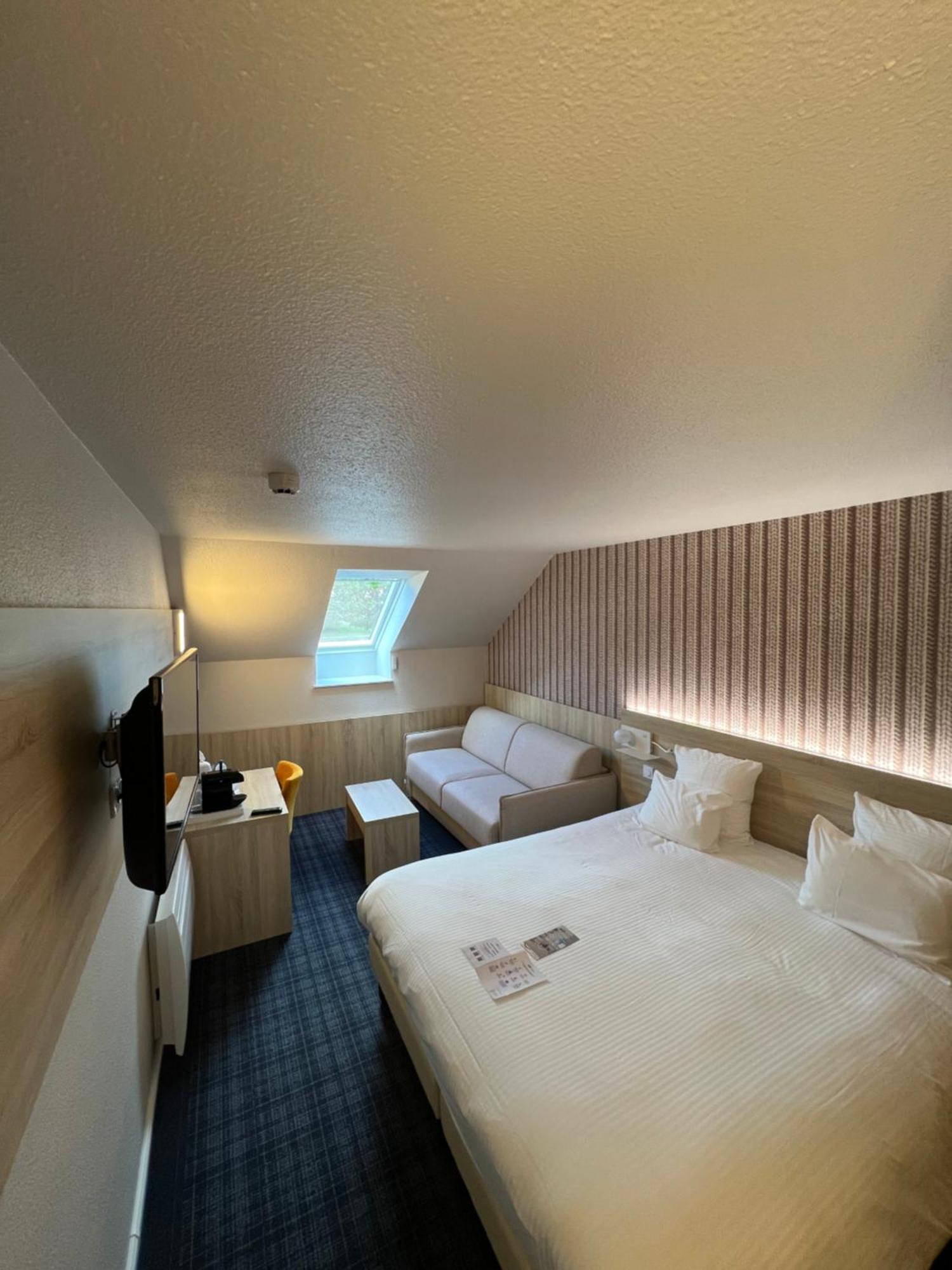 Brit Hotel Landivisiau Eksteriør billede