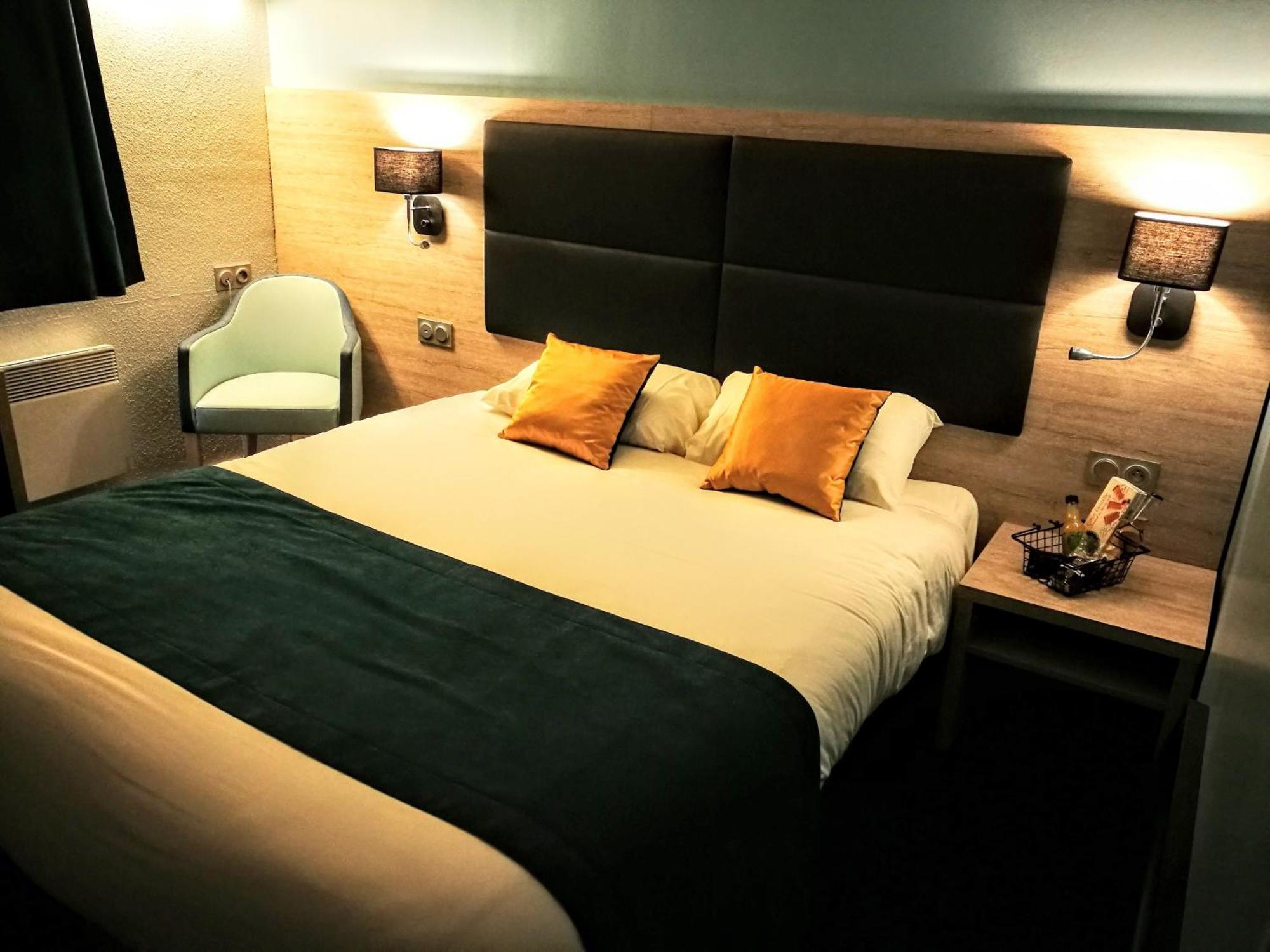 Brit Hotel Landivisiau Eksteriør billede