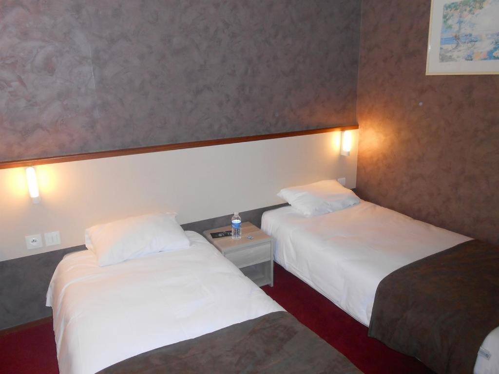 Brit Hotel Landivisiau Eksteriør billede